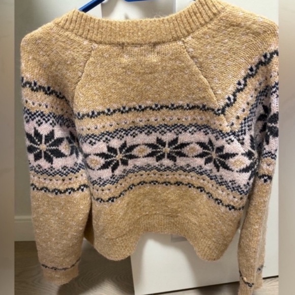 Old Navy Holiday Fair Isle Cardigan Sweater - Picture 8 of 8